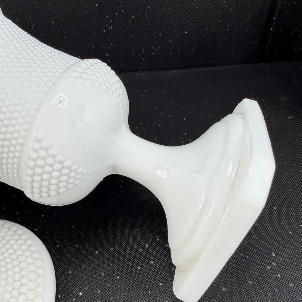 LE Smith White Milk Glass Hobnail Apothecary Jar Urn with Lid 10.5inch Vintage